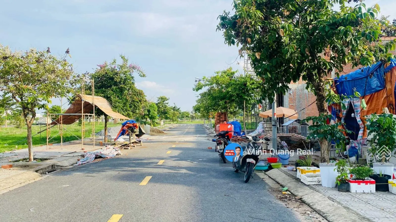Chính chủ bán gấp cặp liền kề 80m2, đường D8 thông công viên, nhỉnh 1,4 tỷ