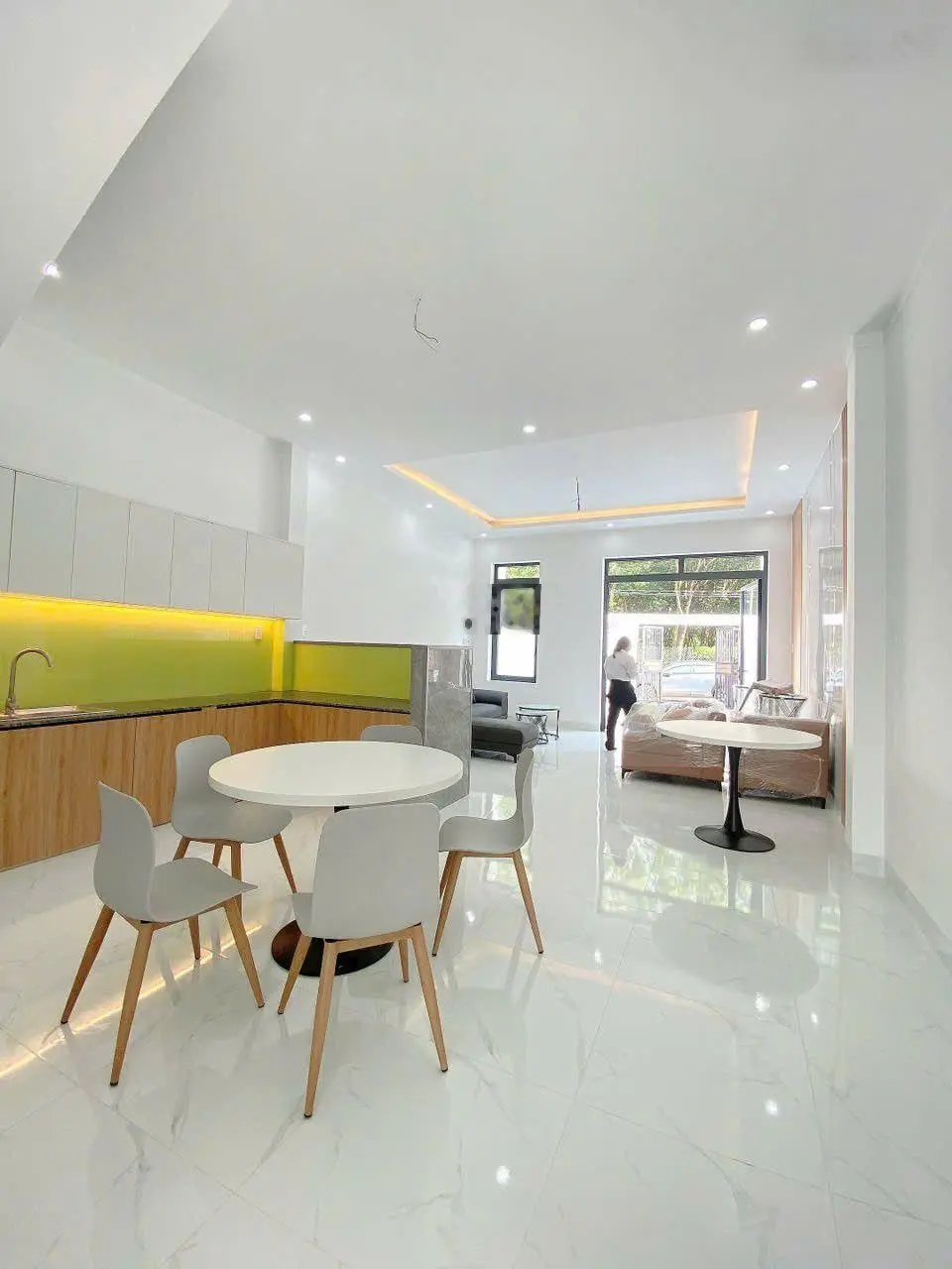 Bán nhà mt nguyễn trãi gần chợ lái thiêu thuận an