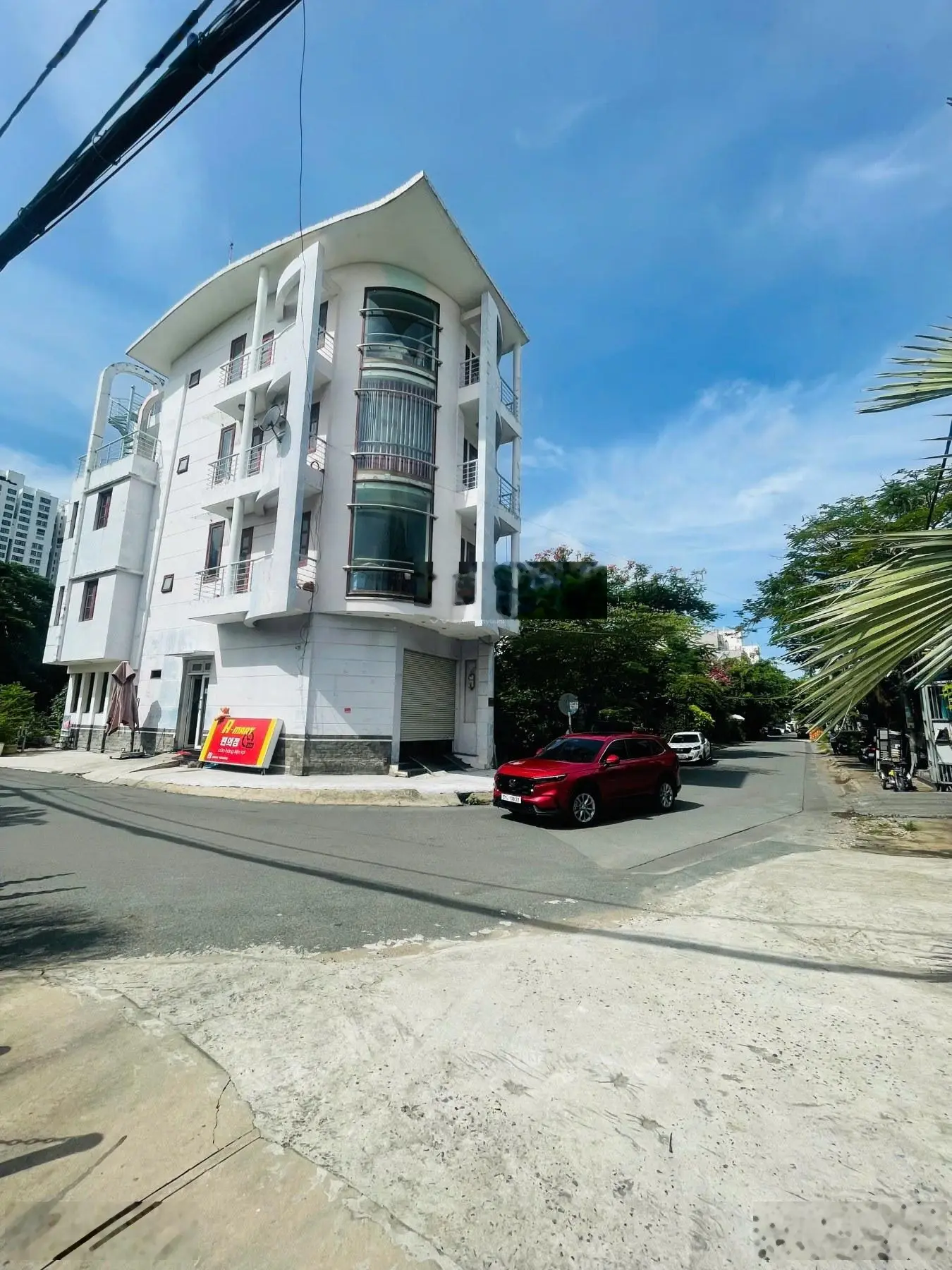 Giá chỉ 7,5 tỷ Bán Gấp nhà Góc 2MT đường 12m khu A Làng Đại Học Phước kiểng Nhà Bè. DT 5x15M. 293M2