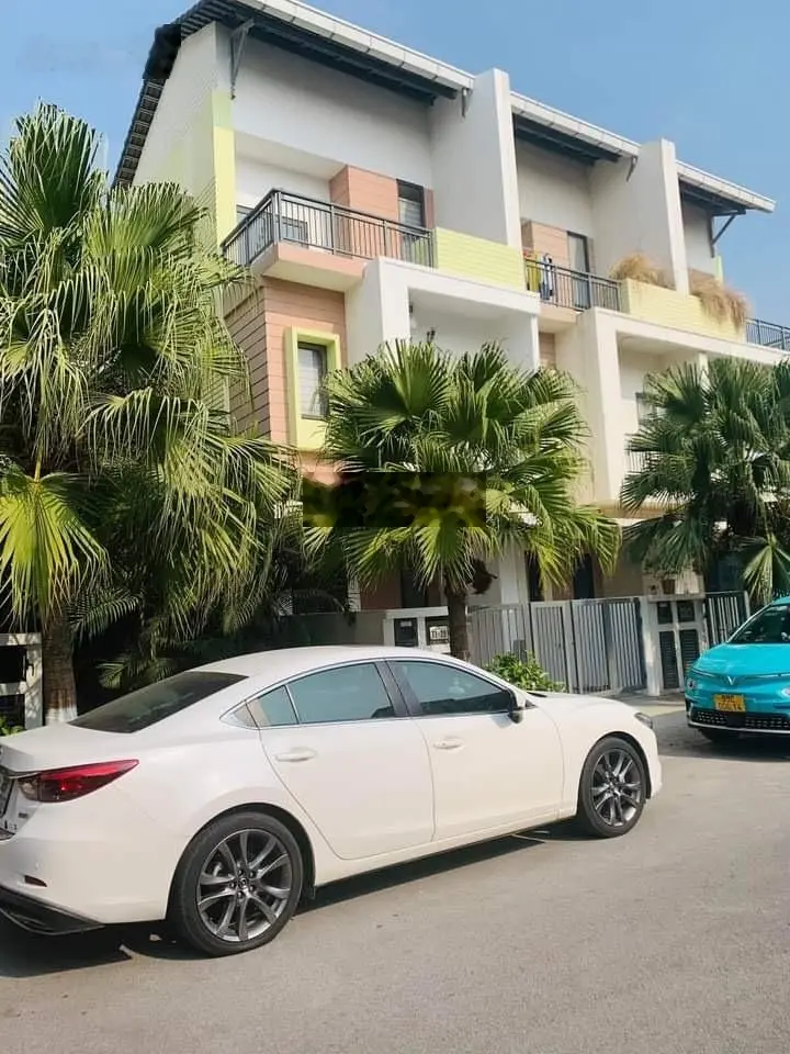 Chính chủ bán nhà liền kề Belhomes đầy đủ nội thất