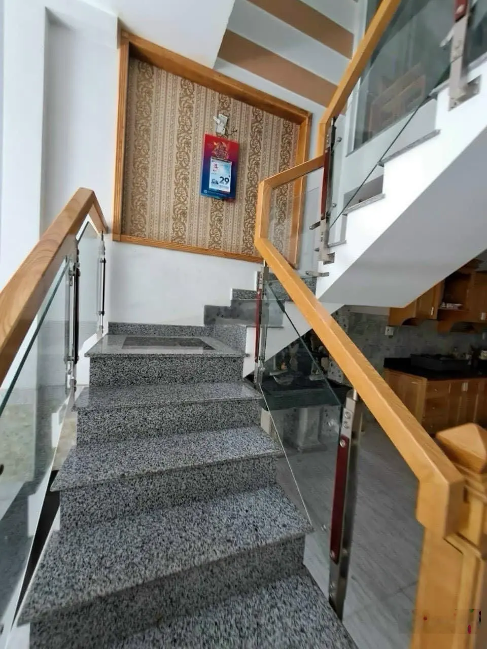 Cần tiền bán gấp nhà hẻm xe hơi Nguyễn Văn Đậu, Phường 5, Bình Thạnh. Giá 3,78 tỷ. 0906 806 *** Ngân