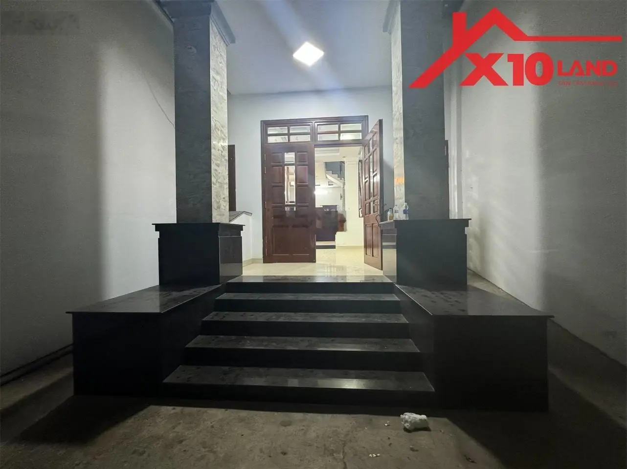 Bán nhà biệt thự ngay chợ 26, Tân Phong. 210m2 giá chỉ 5,3 tỷ