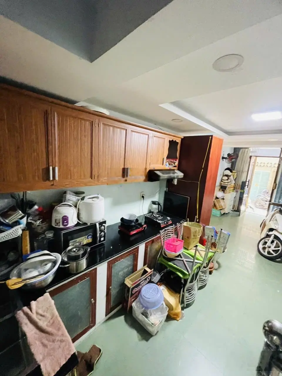 An dương vương quận 5, dt 30m2 4 tầng btct 3pn mới ở ngay.