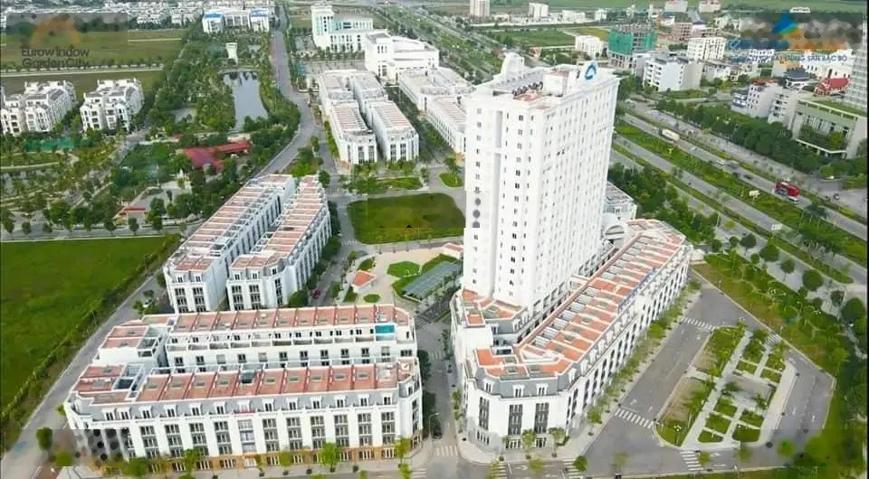 Chỉ 1.5 tỷ sở hữu ngay căn hộ full nội thất 2PN - trung tâm TP - View Vinhomes