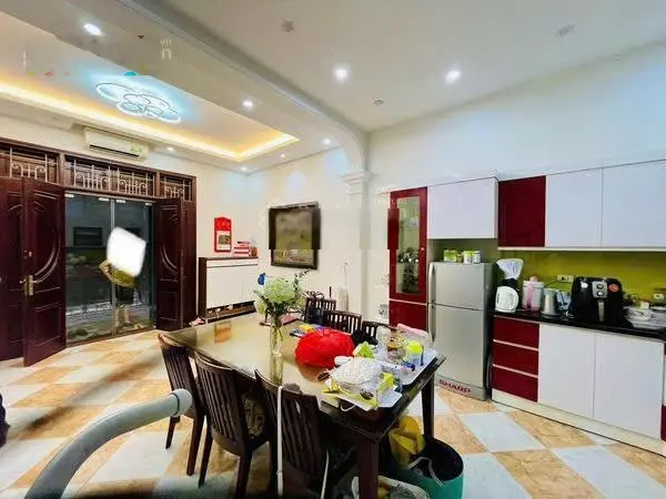 Bán nhà riêng giá 16,5 tỷ VND tại Phố Thái Hà, Đống Đa, Hà Nội