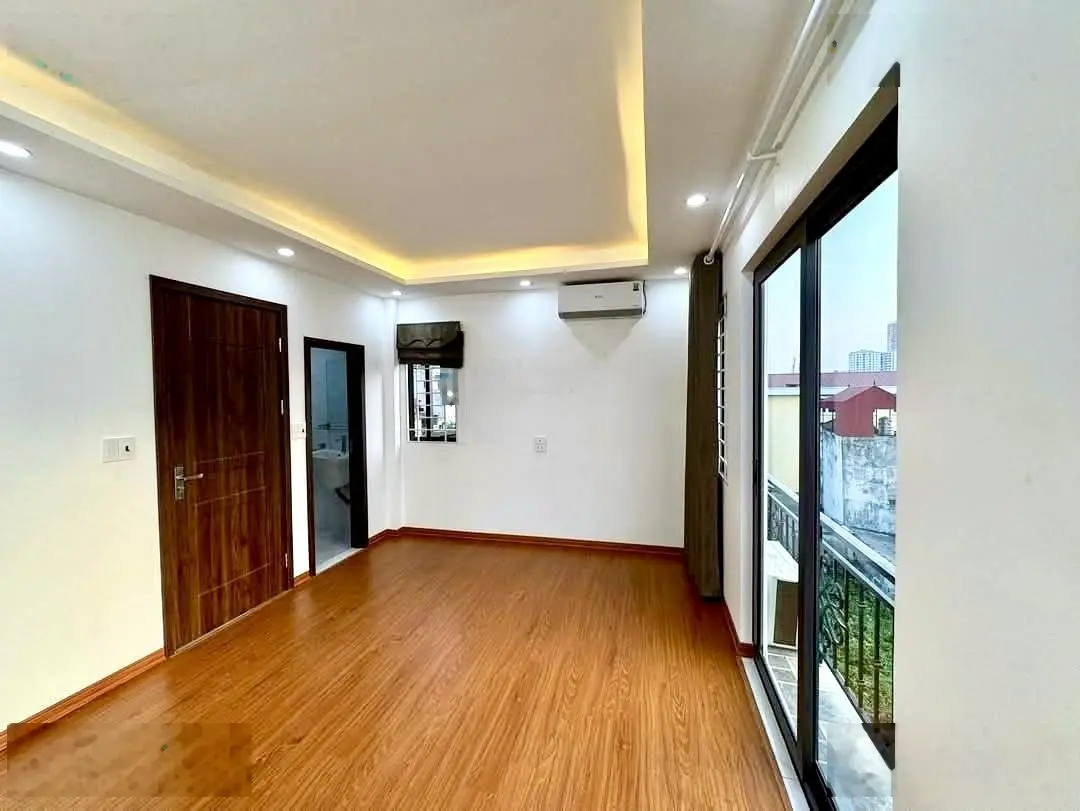 Bán nhà riêng 7,2 tỷ, 34m2, 4PN + 5WC tại Hoàng Mai, Giáp Bát, 6T thang máy