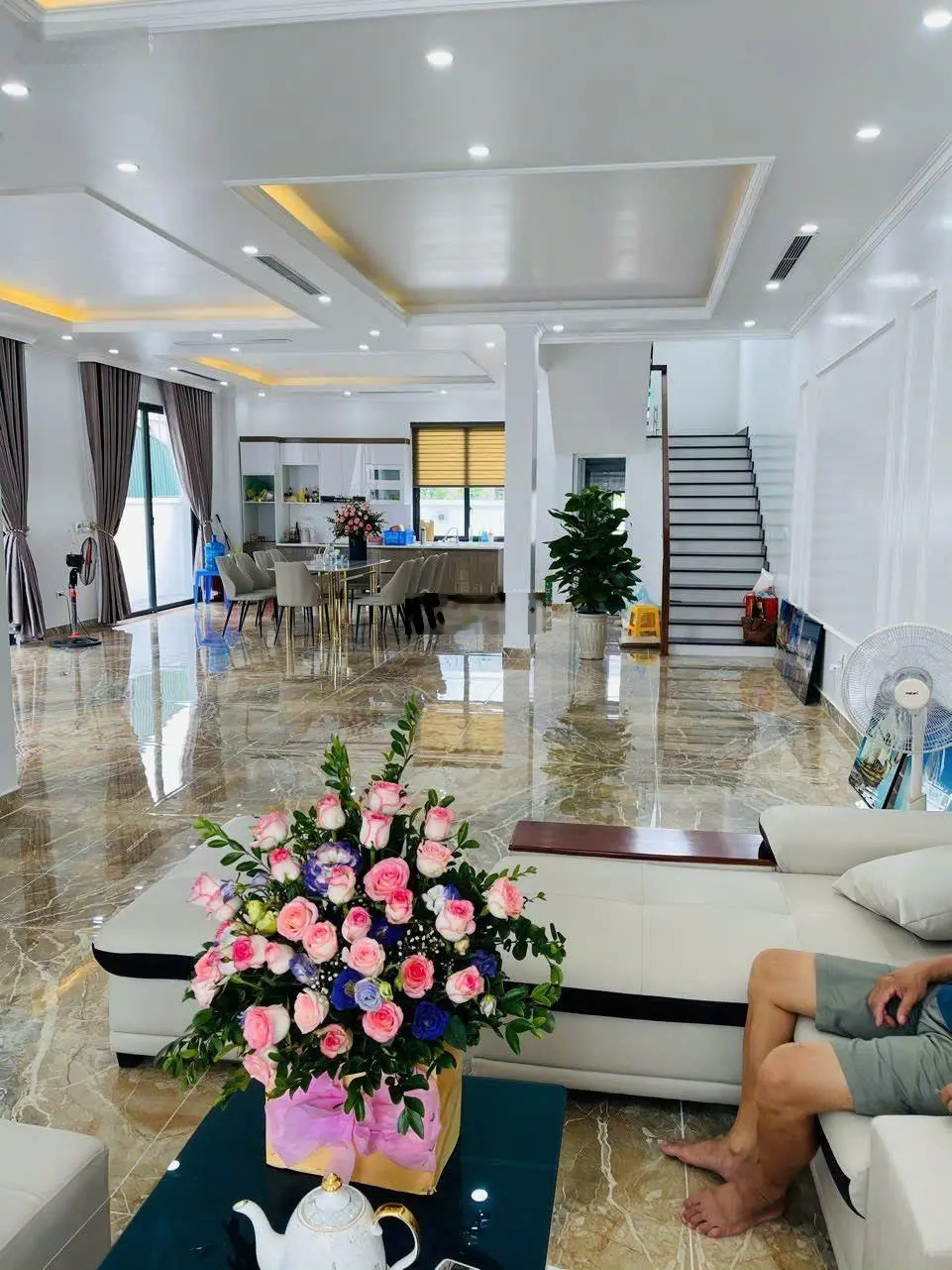Bán căn biệt thự DT 240 M Làng Việt Kiều Quốc Tế Vĩnh Niệm Lê Chân HP