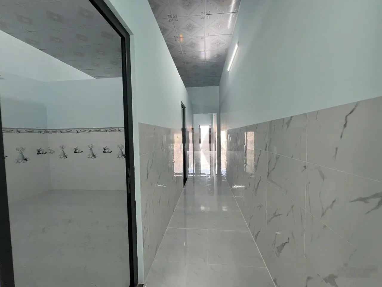 Bán nhà 2 phòng ngủ 1 sẹc nhựa Lục Viên gần chợ Mỹ Hạnh Bắc 5x28m | có sân để ô - tô đường bê tông