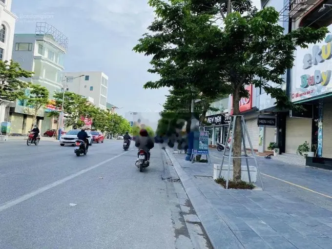 166.6m2 đất đường Nguyễn Văn Cừ,Vinh, ngõ thông ô tô, ngay công viên