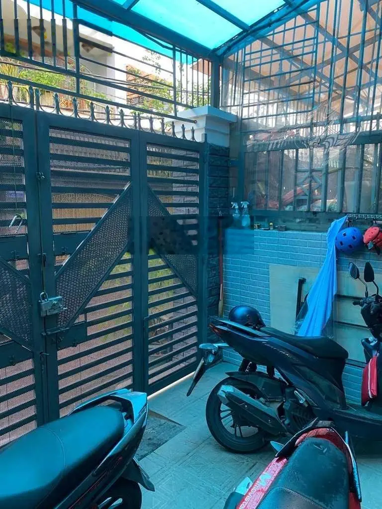 Hơn 8 tỷ - nhà 4 tầng - TT Quận 7 - 75m2 hẻm 6m - ô tô tới nhà - nhà đẹp, thoáng sáng như cung điện