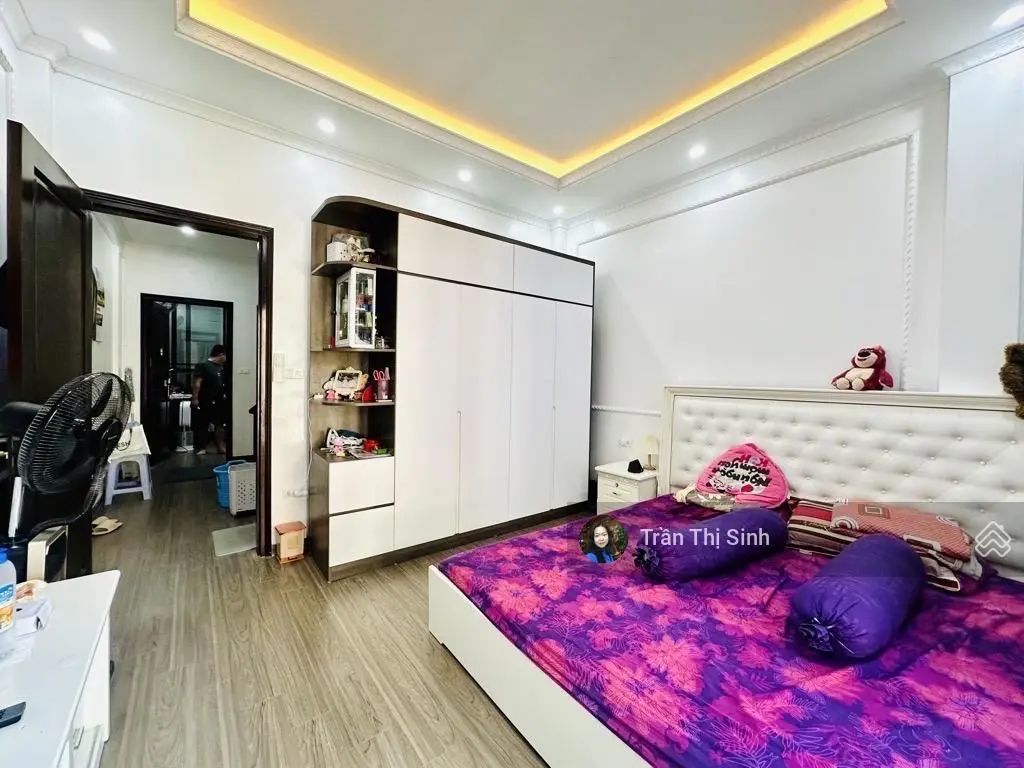 Tặng nội thất bạc tỷ. Nhà phố Ngọc Lâm ô tô ngủ trong nhà, ~ 50m2 chỉ 10.8 tỷ