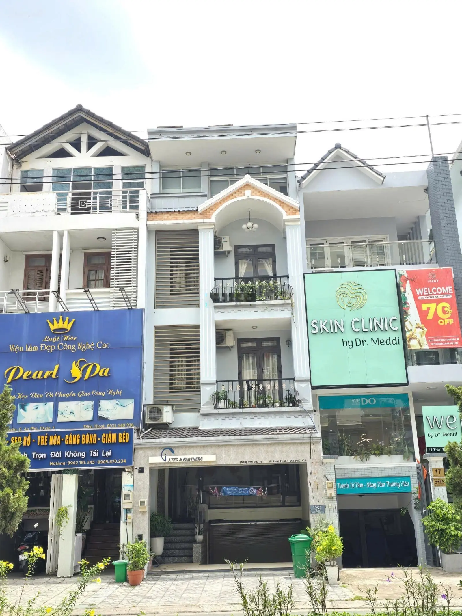 Bán nhà mặt phố tại Thái Thuận, 32 tỷ, 100m2, hàng hiếm tại Q2, HCM