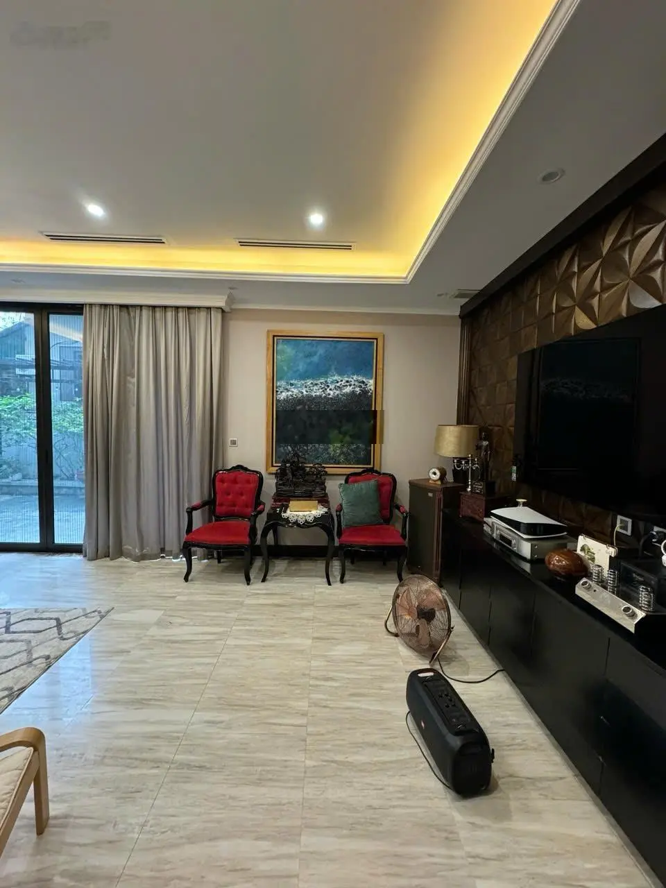 Bán biệt thự đơn lập Vườn Tùng diện tích 400m2 hoàn hiện full nội thất, 5pn, 5vs