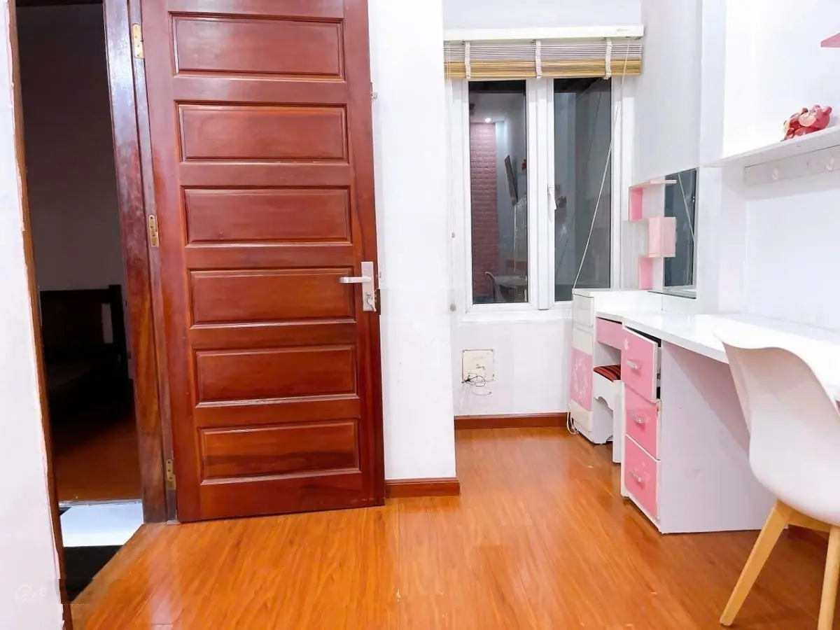 Hk Hoàn Kiếm, 1 nhà ra mặt ngõ ô tô, ngõ thông, kinh doanh, DT 42m2 4T MT 5,5m giá 6,8 tỷ