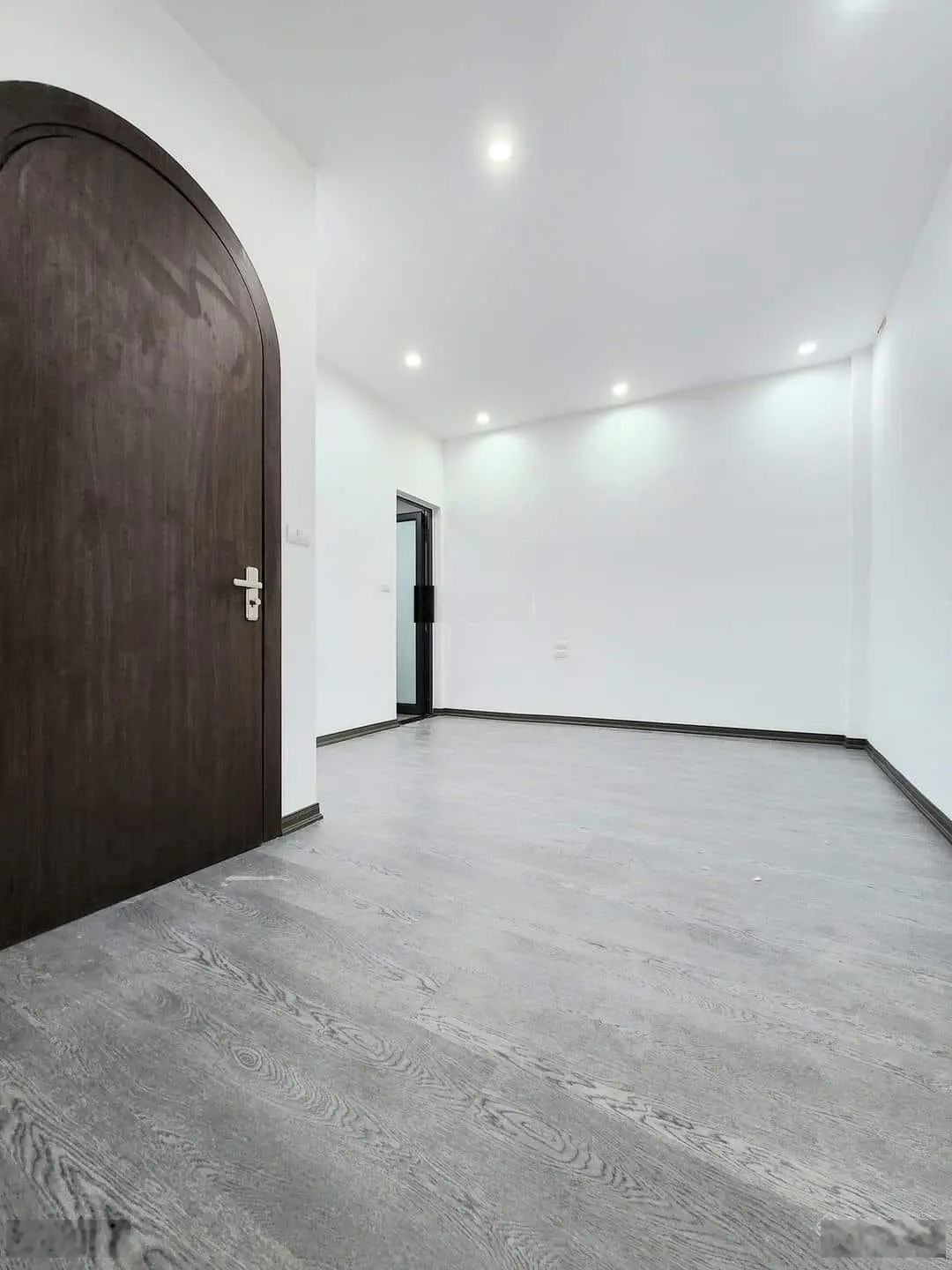 Bán nhà phân lô, ô tô đỗ cửa 50m2*4T giá 10.8 tỷ Vương Thừa Vũ, Thanh Xuân