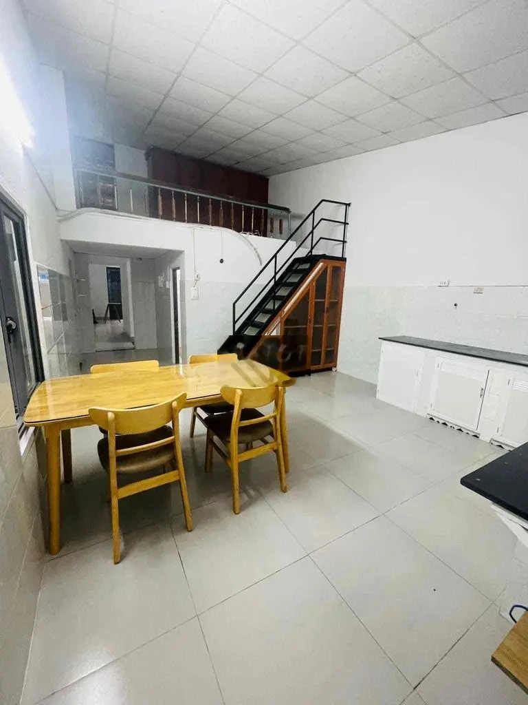 133 M2 ĐƯỜNG TÔN ĐẢN KÈM NHÀ C4 CHỈ NHỈNH 2TY