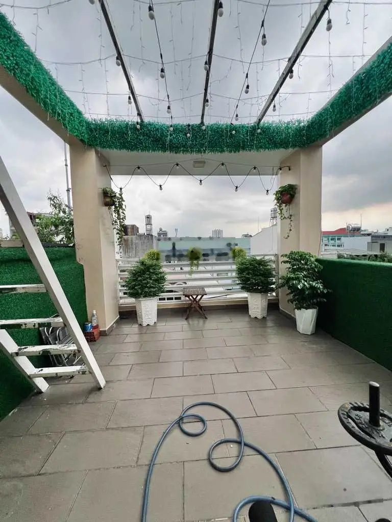 Bán nhà Ngay Lê Văn Quới, 3 Tầng Mới Đẹp, Hẻm xe hơi rộng rãi, 4x11, Sát Ngã 4 Bốn Xã.