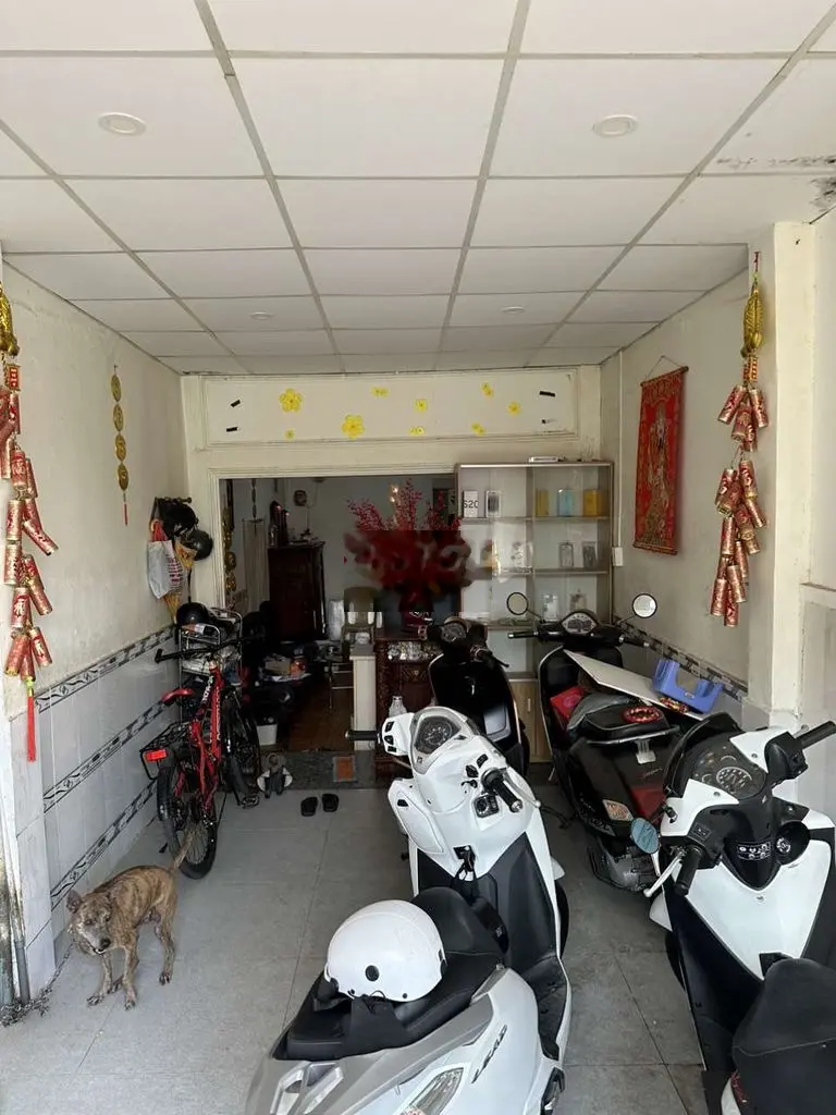 BÁN GÂPD NHÀ MẶT TIỀN KINH DOANH GẦN KĐT VẠN PHÚC. 81M2 SỔ HỒNG RIÊNG