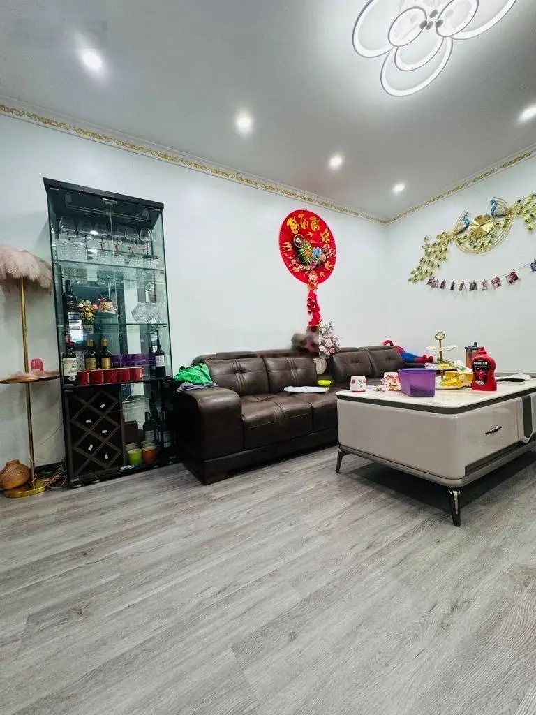 Bán chung cư CT3B Mễ Trì Thượng 89m, 3N, 2Vs, 4,75 tỷ. Full nội thất vị trí vàng, nhiều tiện ích