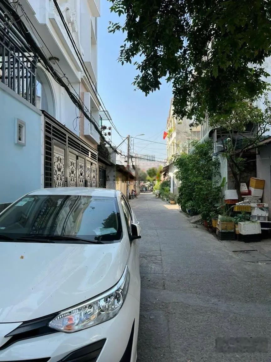 Nhà kiểu biệt thự ngang khủng 8m vuông vắn, căn góc xd 3 tầng đường xe 16 CH, ngay Nguyễn Thị Định