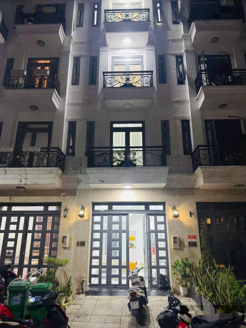 Bán gấp nhà phố 5 tầng, thang máy, khu đường 12m - chỉ 5.65 tỷ, Thạnh Lộc, Q. 12