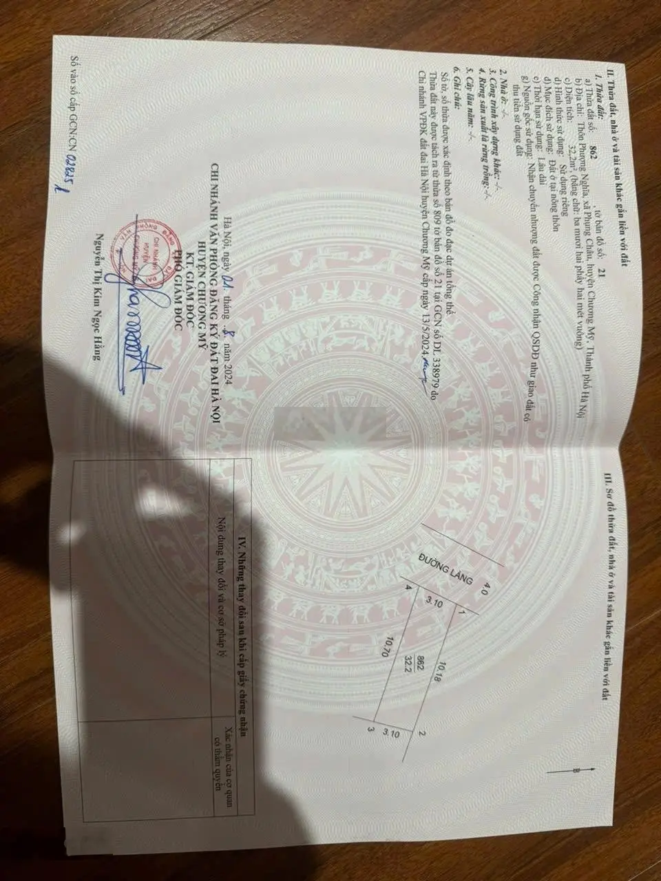 Chính chủ cần bán căn nhà mới tinh tại Phụng Châu