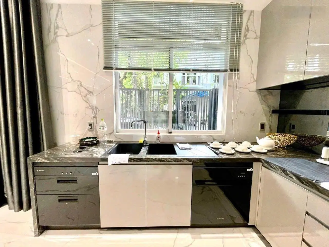 Bán biệt thự liền kề Mỹ Thái giá tốt nhất, nhà đẹp sang xịn. Xem nhà gọi Lena 0932 890 ***