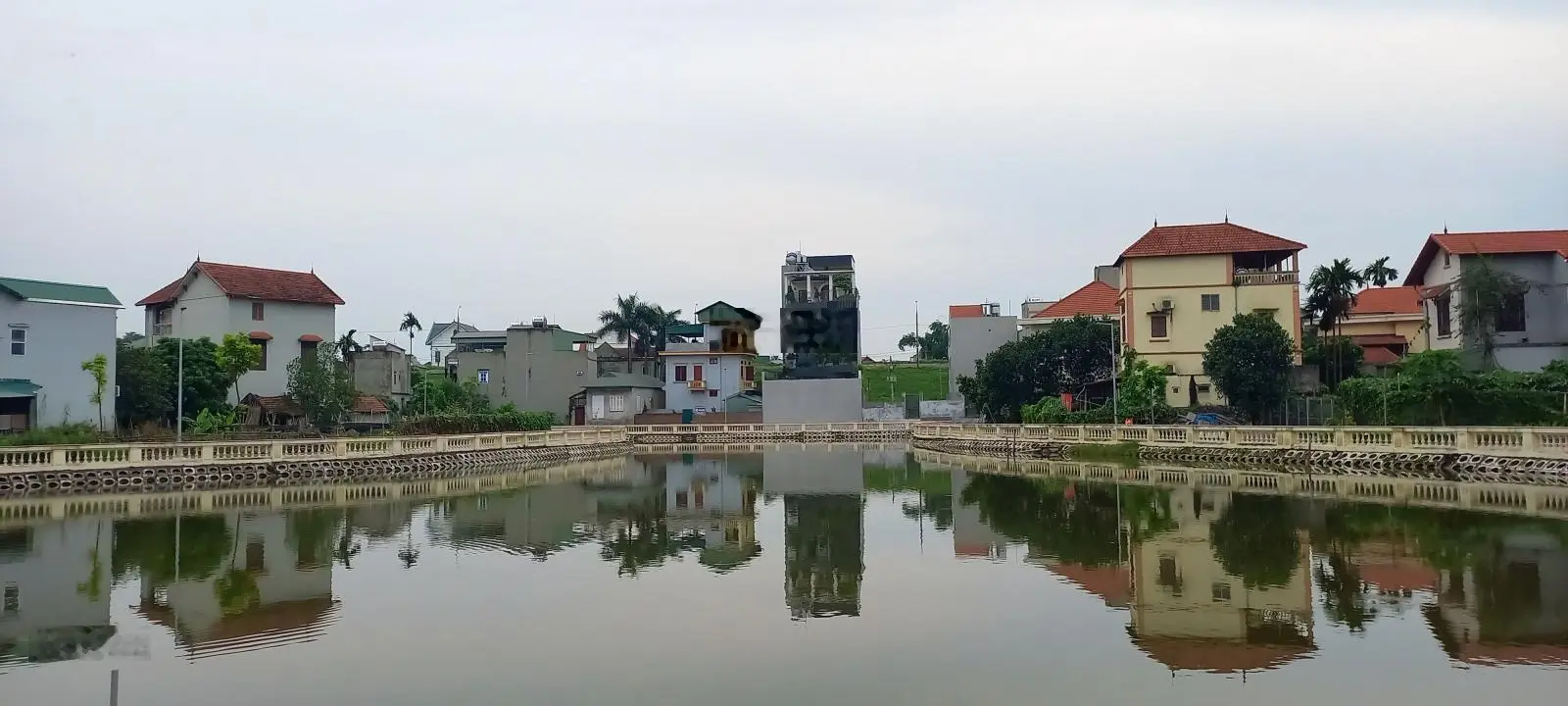 Bán đất 55m ,giá hơn 2 tỷ, đông dư gia lâm