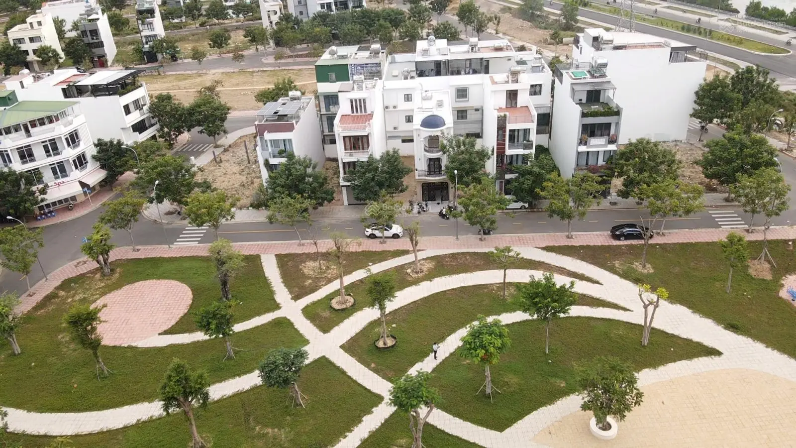 Bán Nhà Đẹp Thiết Kế Tân Cổ Điển Đối Diện Công Viên Khu Đô Thị Hà Quang 2, Phước Hải, Nha Trang