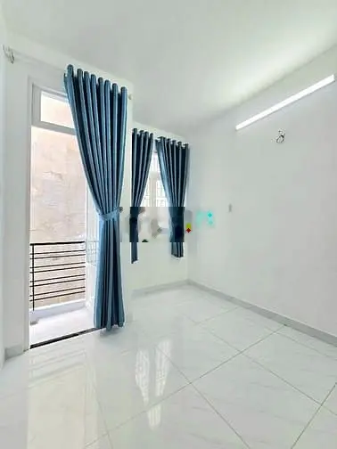 Nhà 1 lầu gần hẻm xe hơi gần chợ gần trường học
