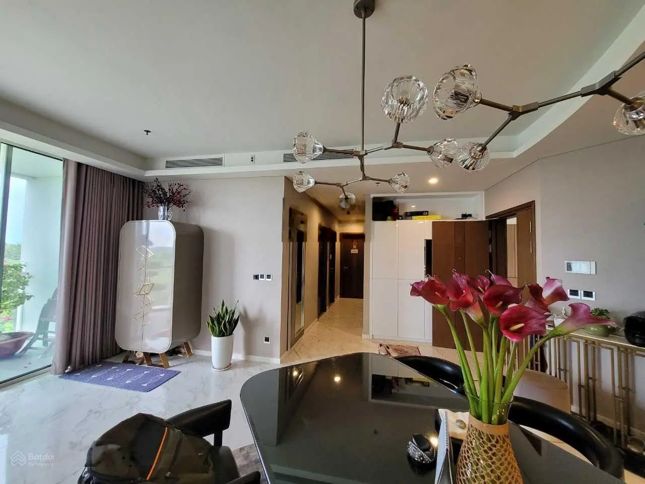 BÁN CĂN GÓC SARICA RẺ HƠN CĂN THƯỜNG CHỈ 23,5 TỶ DT 154M2 NHÀ VÀ VIEW ĐẸP