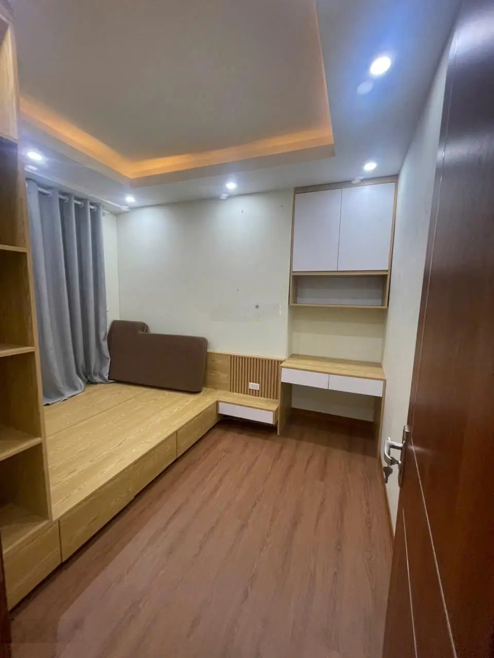 Bán căn 76m2 3ngủ đã chuyển về 2 ngủ& 2 vệ sinh HH2C Linh Đàm Hoàng Mai. Lh: 0966 455 ***