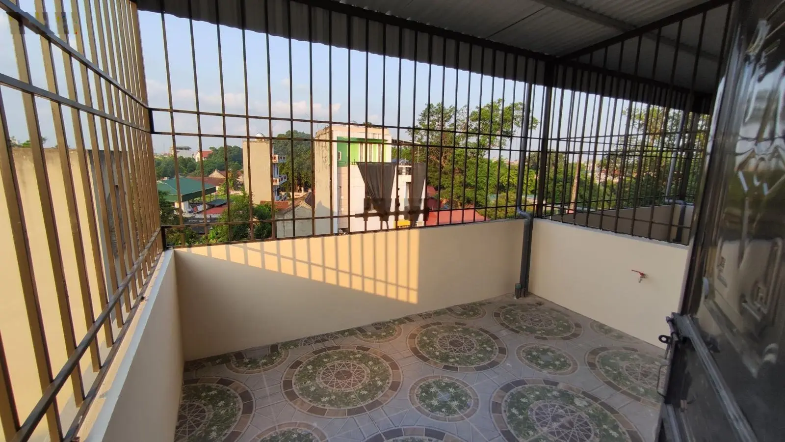 Bán nhà xây Độc Lập diện tích 32m2 ở Phú Lương
