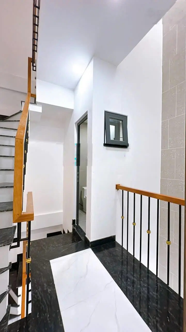 Bán gấp nhà đẹp mới xây khu vip mặt tiền đường số xe hơi đỗ cửa 3 tấm DT 4*8m giá 7tỉ999 TL đậm sâu
