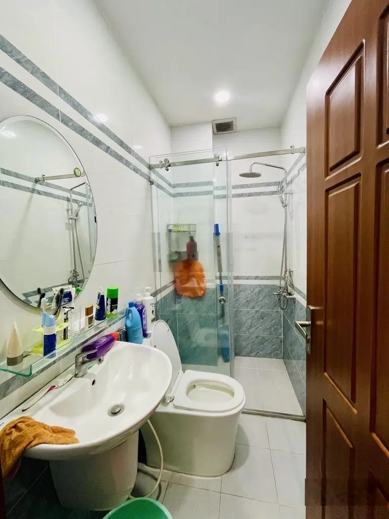 Bán nhà Khánh Hội quận 4 - hẻm ôtô - 48m2 - 5 tỷ nhỉnh - 4 tầng - sổ hồng riêng