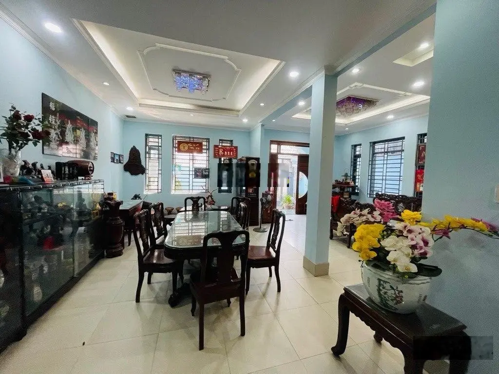 Bán biệt thự - 2 tầng - Hương Lộ 2 - Bình Tân - ngang 10mx25m - 15 tỷ