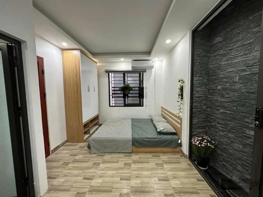 Bán nhà đẹp giá tốt tại Khương Trung, 10,5 tỷ, diện tích 43 m ,5 tầng , mặt tiền 5,8 m , chỉ việc ở