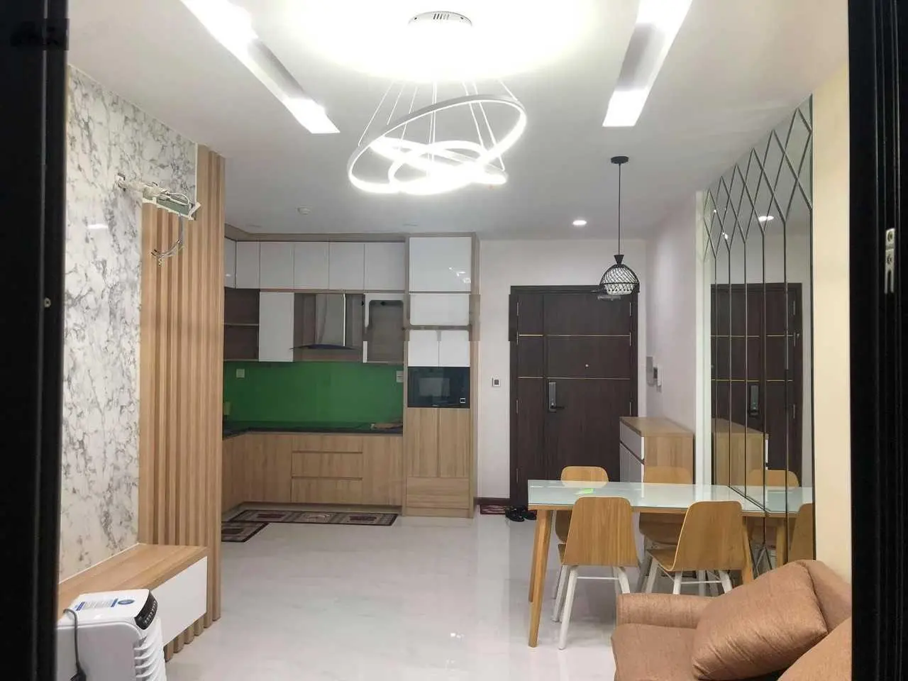 Chính chủ cần bán gấp căn hộ cao cấp Tân Phước Plaza, Quận 11 với 3PN, 3WC rộng 200m2, giá 8 tỷ TL