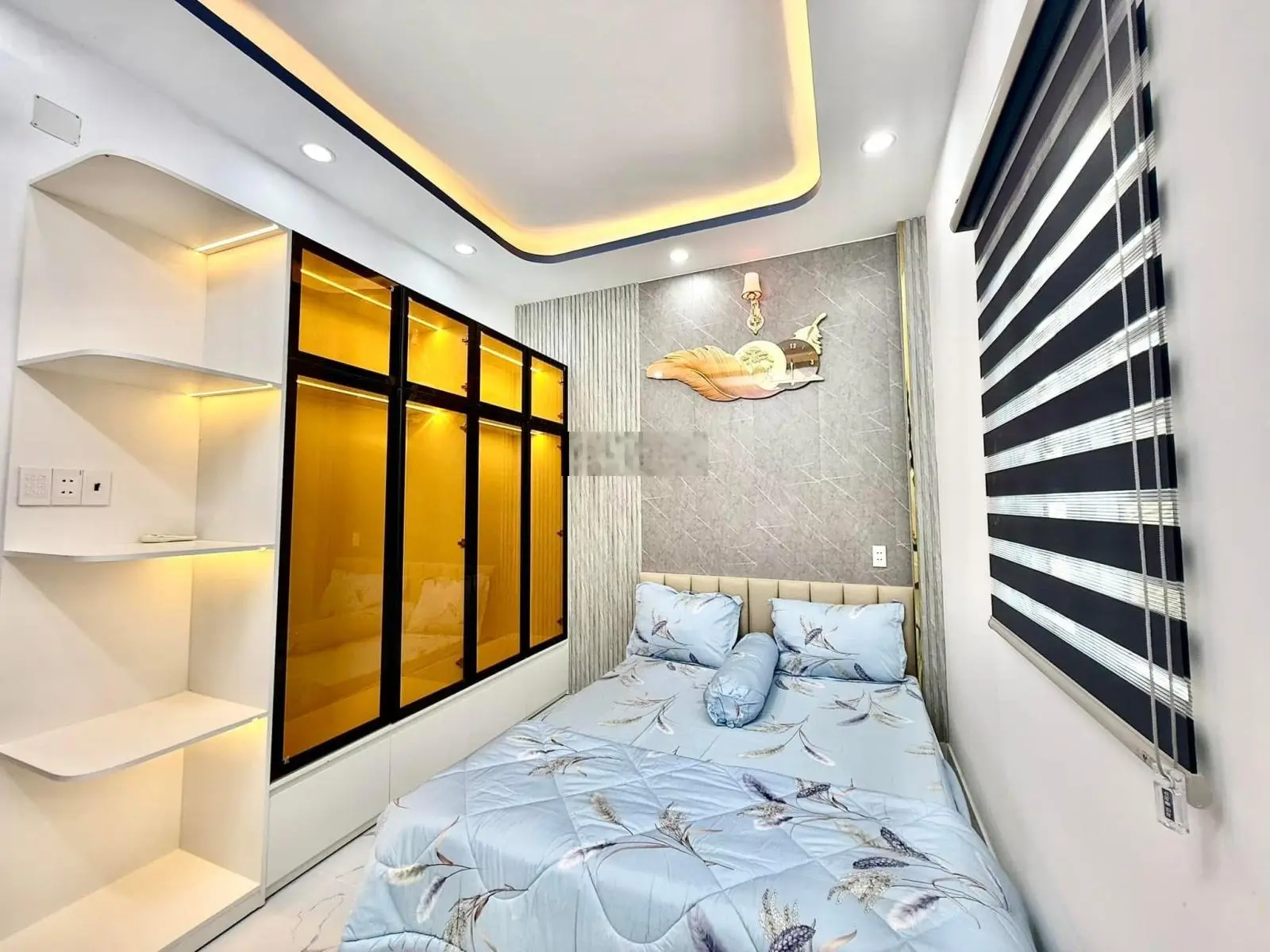 Nhà sổ hồng riêng chỉ 1 sẹc - có phòng tầng trệt cho người lớn tuổi