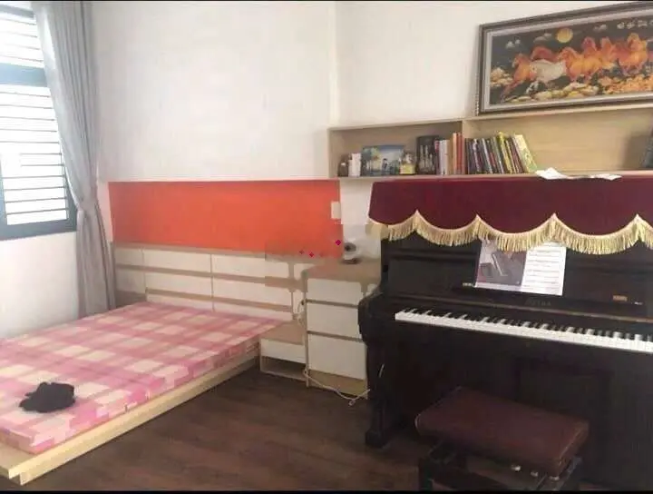 Bán nhà 3 tầng đẹp MT LÝ NHÂN TÔNG 7m5 hơn giá đất tí