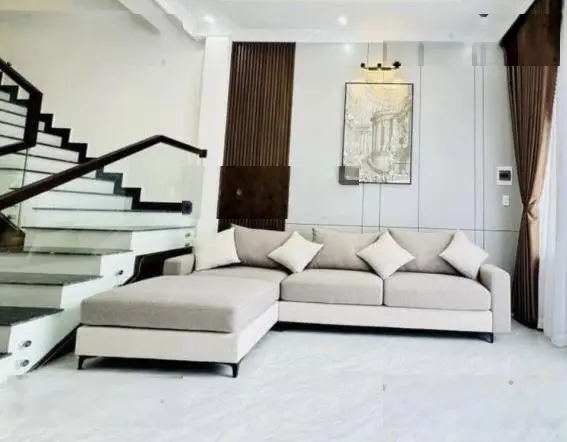 Cần bán gấp nhà Phạm Văn Hai, p5 , Tân Bình. Dt 51,7m2. Giá 2,6 tỷ