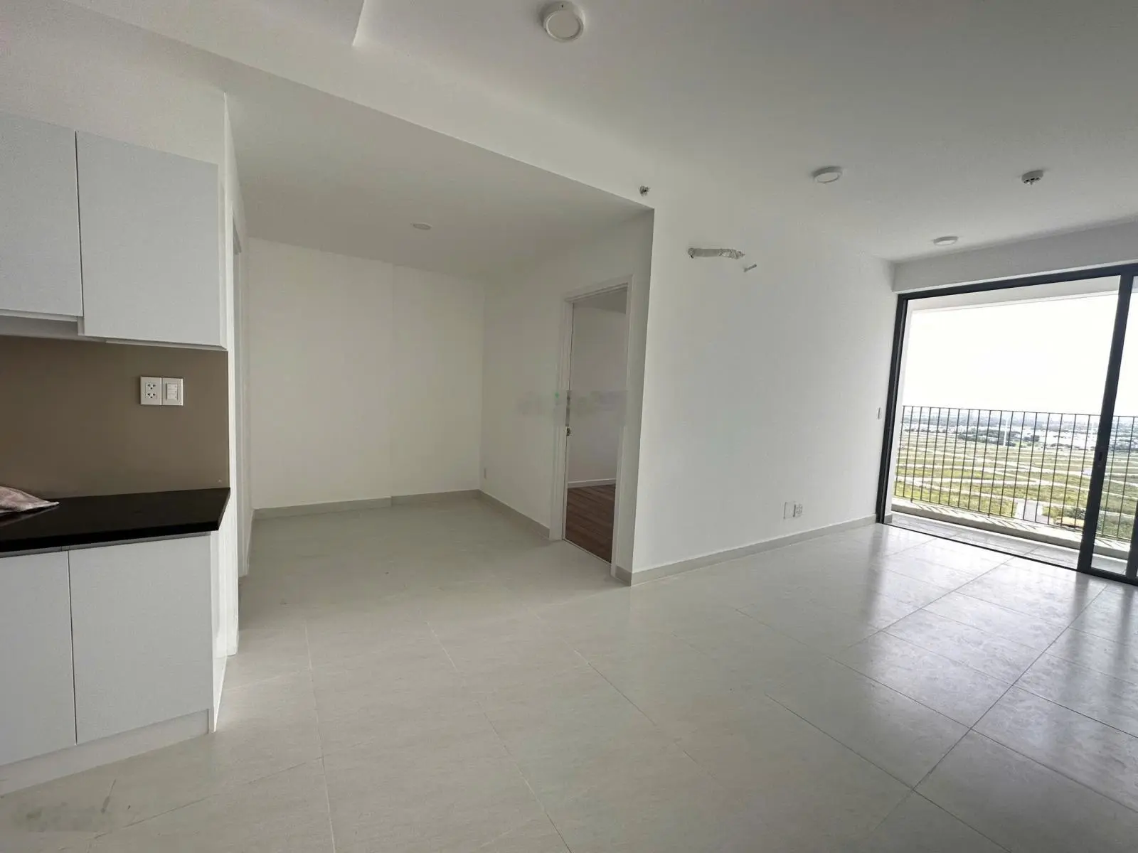 Kẹt tiền bán gấp căn hộ Ricca Q9 liền kề Q2 1PN+1 57m2. Nhà mới đã có sổ giá 1 tỷ 850