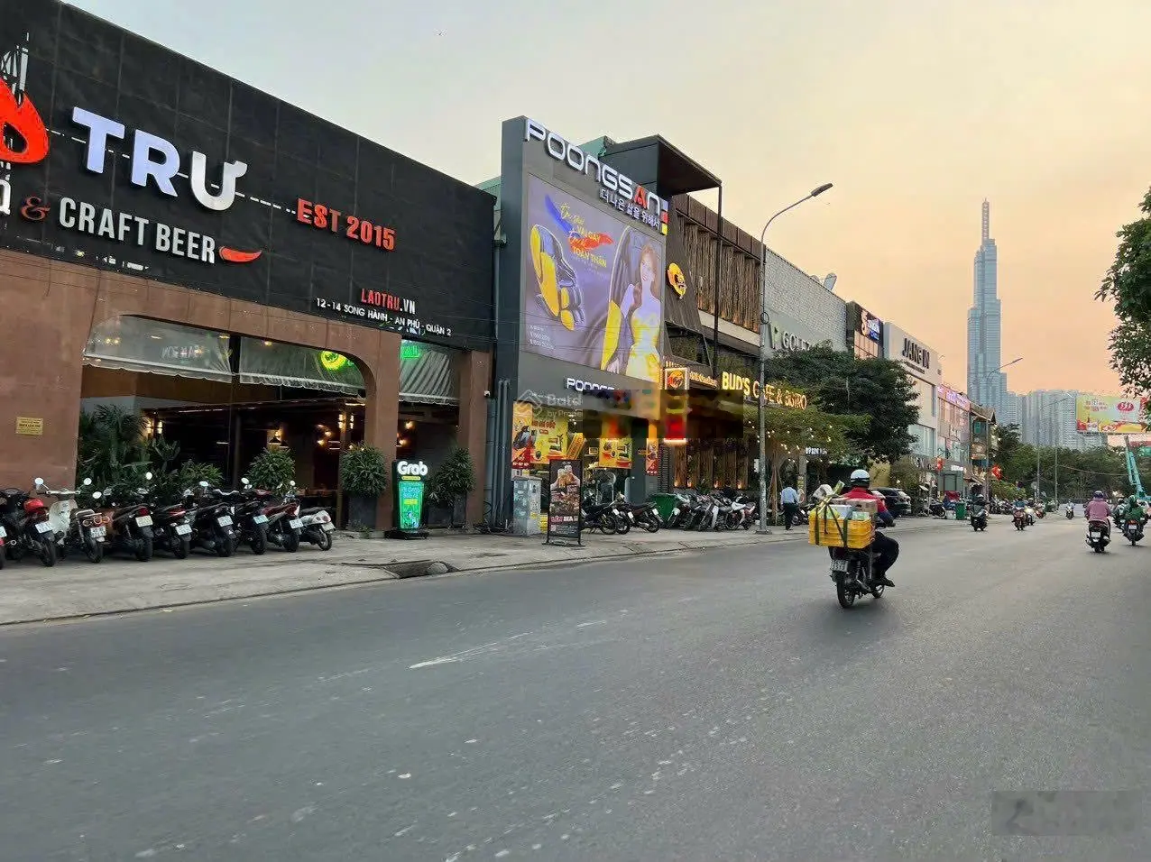 Bán mặt tiền Song Hành-An Phú An Khánh- Q2 - Diện tích: 7.5m X 20m =150m2 Giá 65 Tỷ