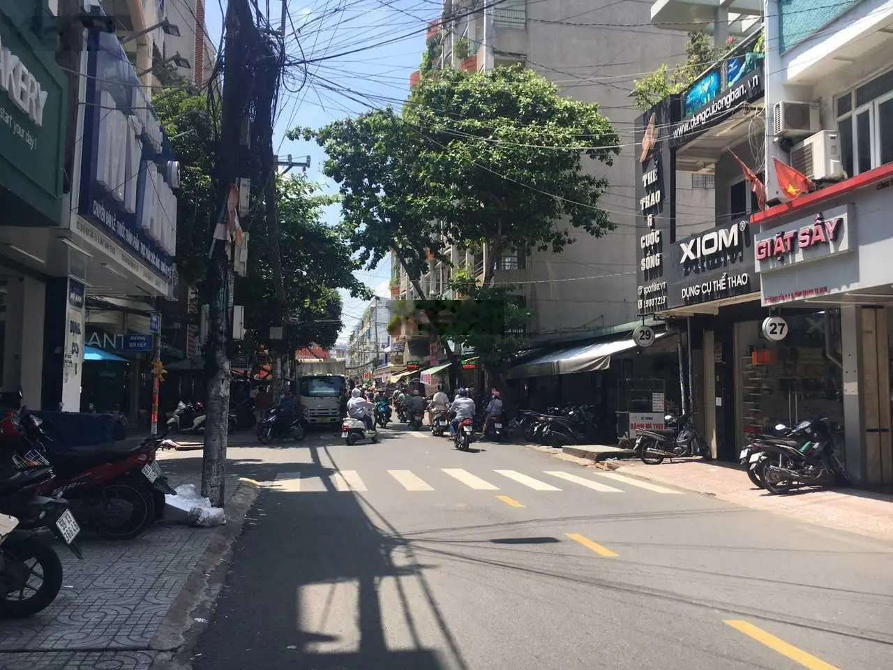 Bán nhà đẹp, mặt tiền Vũ Huy Tấn, P. 3, Q. BT trệt 2 lầu sân thượng, giá 20 tỷ, ĐT: 0972 771 *** Đạo