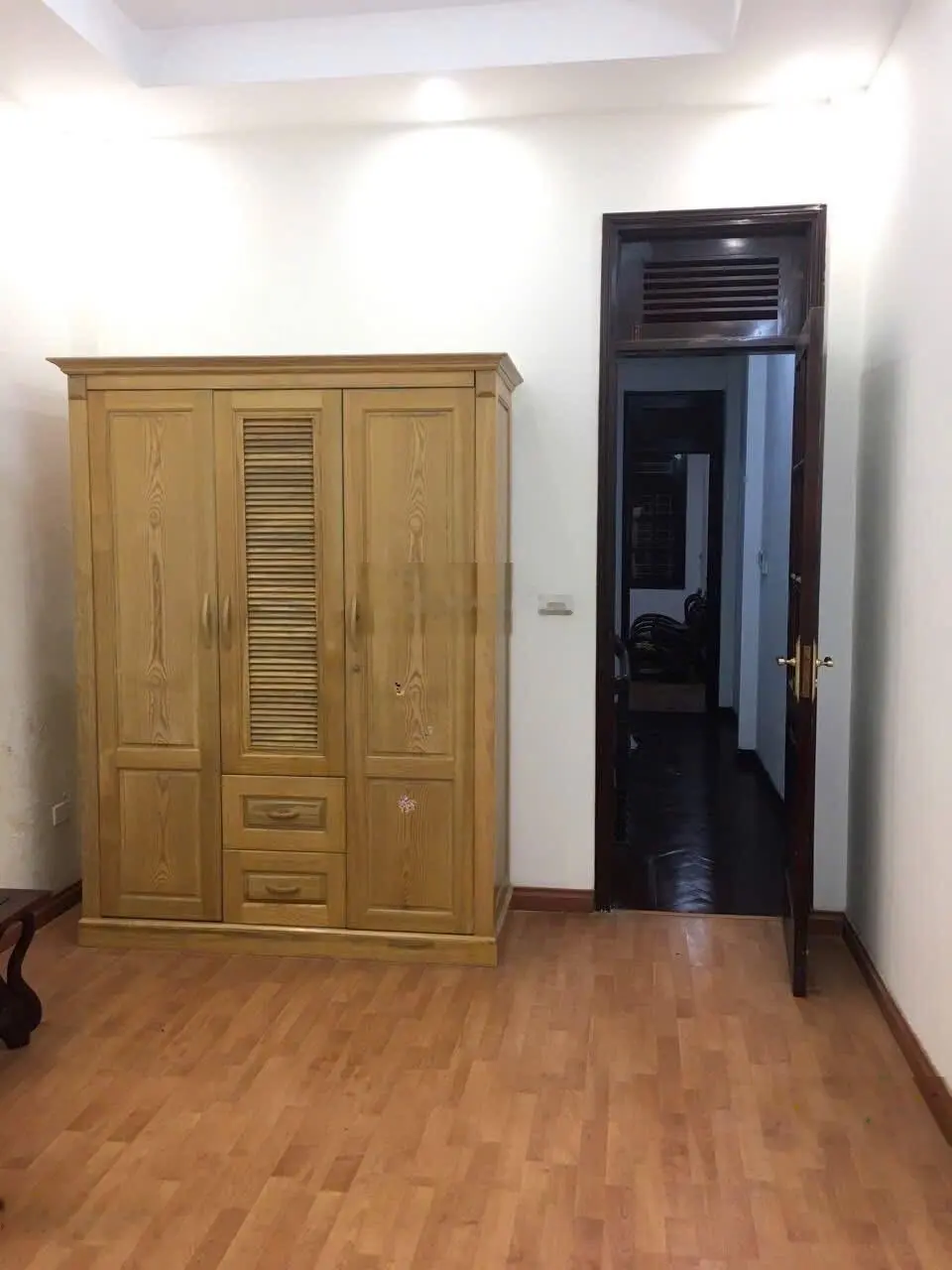 Bán Nhà Phân Lô Phố Phạm Thận Duật, DT60m2 x 5 Tầng, Oto Vỉa hè Giá chỉ Hơn 16 Tỷ