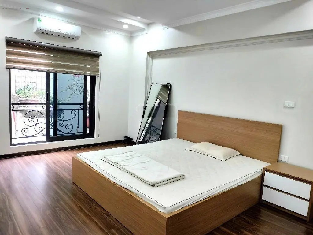 Chủ cần bán gấp nhà đẹp hoàng như tiếp long biên hà nội 40m2