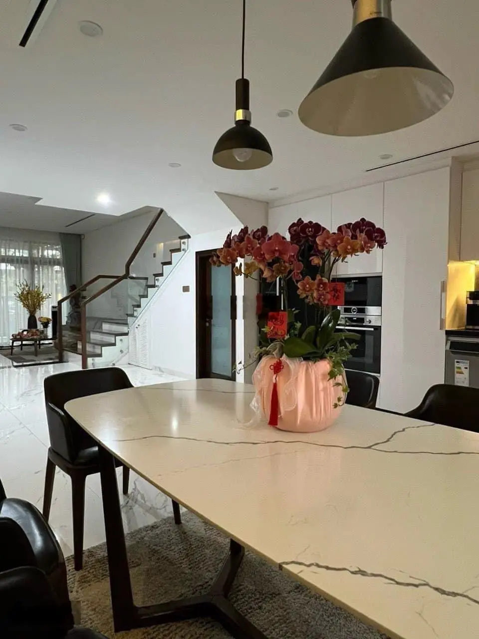 Euro ôm nhiều nên bán gấp nhà phố 3 tầng Euro Villa 1 nhà siêu đẹp
