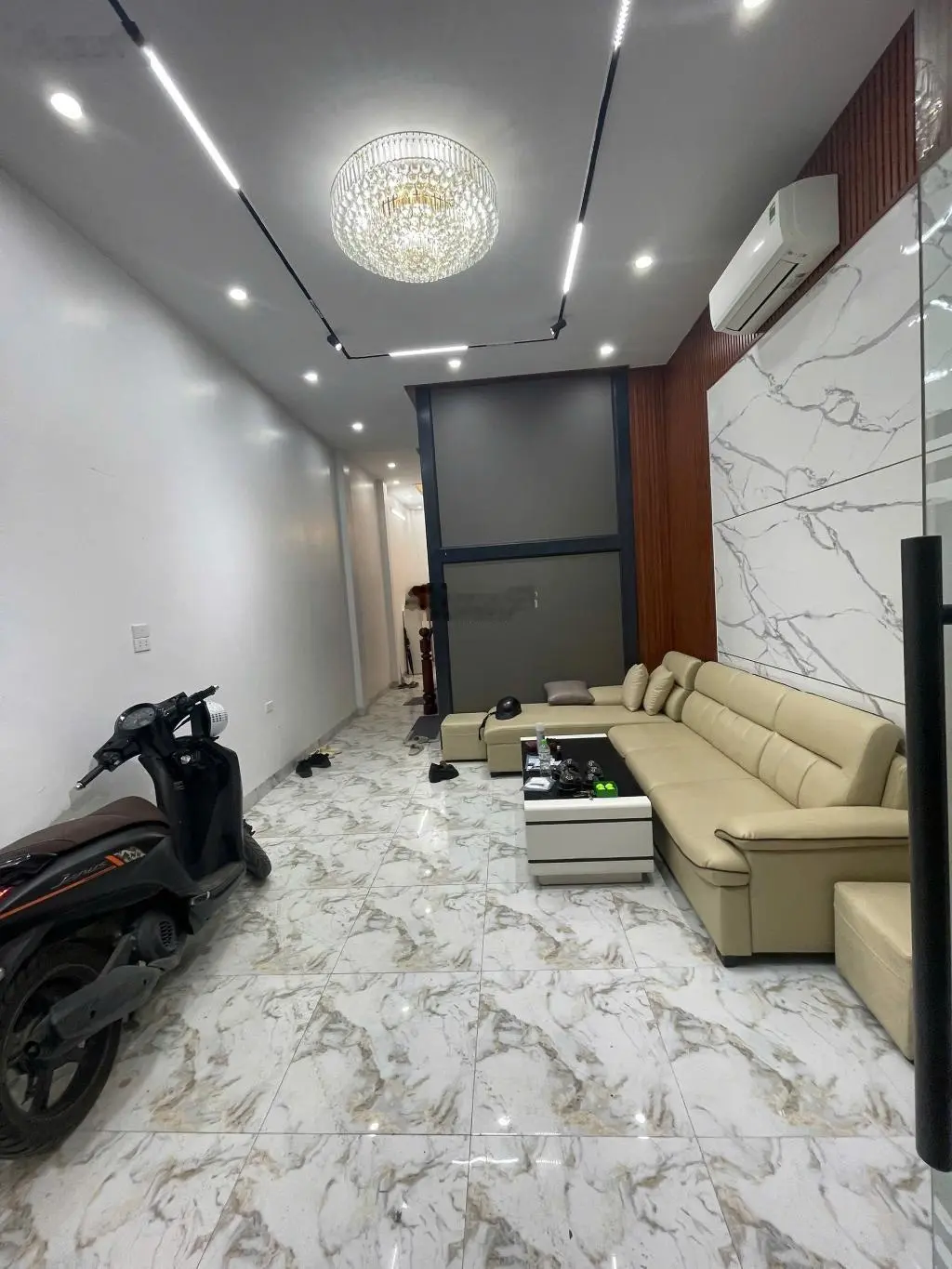 Bán nhà - đào tấn - 6 tầng thang máy - ngõ thông - 50m - 6 tầng - mt 4m - 17.3 tỷ ba đình
