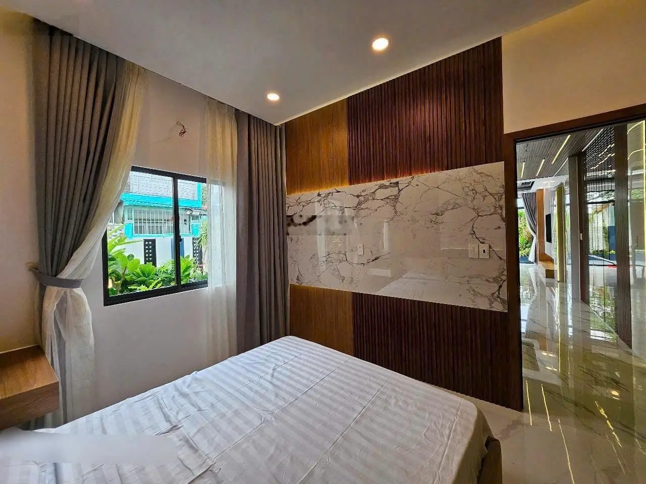 Căn Gốc 1 Trệt 1 Lầu Với Tổng Diện Tích 141m2 (8x18) Thổ Cư-Sổ Hồng Có Nội Thất Bên Trong
