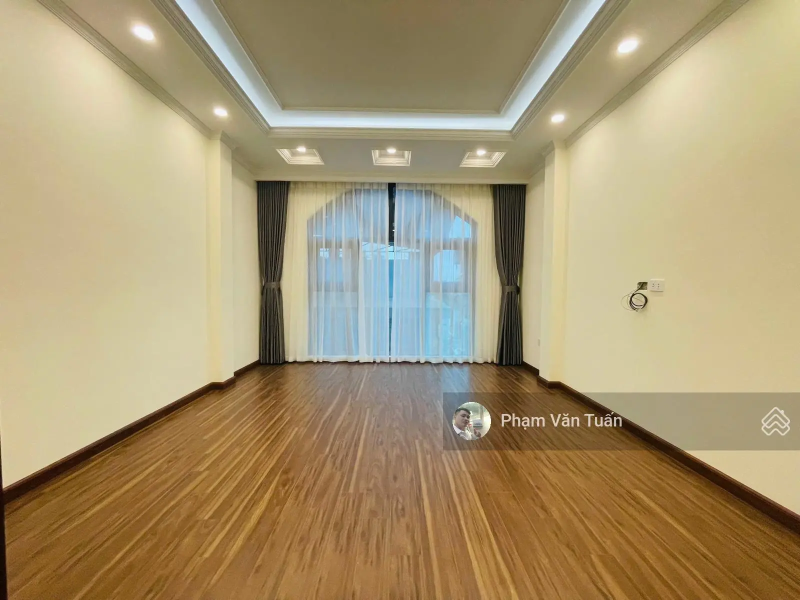 Hiếm! Nhà cực đẹp 55m2x8T thang máy. Cách phố 10m - PCCC, cạnh Lotte, Vincom phố Văn Cao, Đội Cấn.